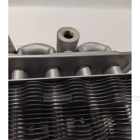 Теплообменник первичный битермический 270 мм ELECTROLUX AA10070014 [Потертости, замятие на патрубке, изменение геометрии коллектора]